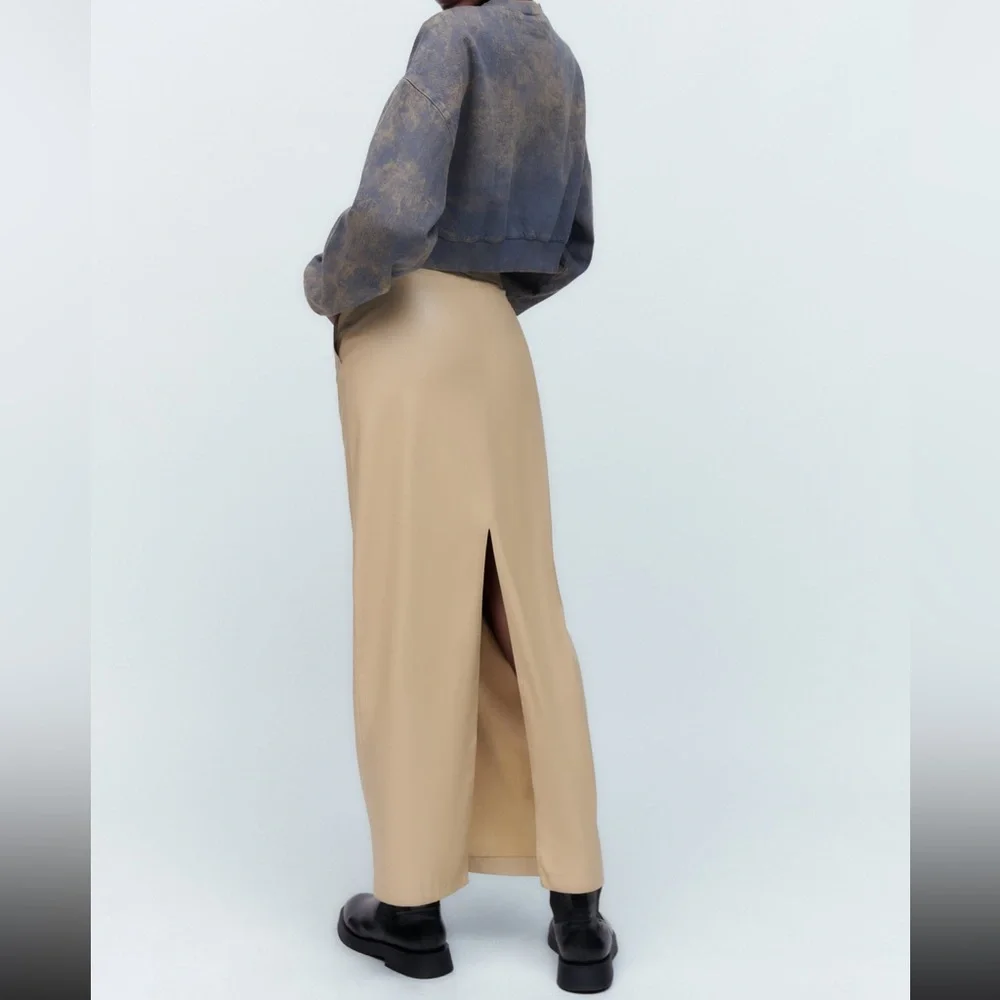 Zara Cream Faux Leather Back Slit Skirt - Picture 2 of 5